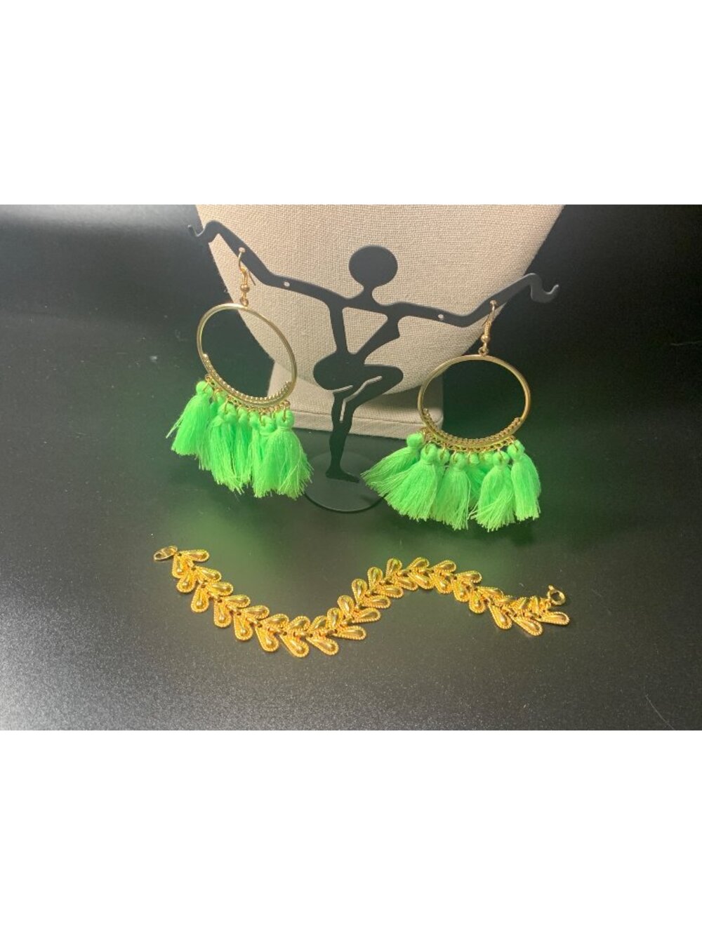 Green Tassel Hoop Earrings & Avon Gold Leaf Bracelet Jewelry Set